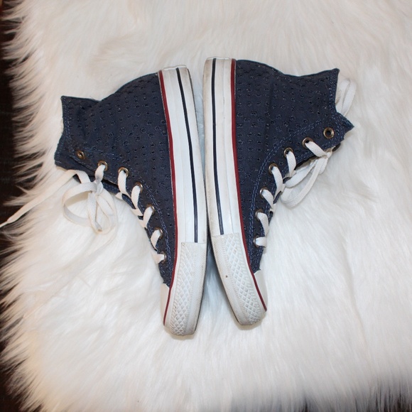 Converse, Chuck Taylor All Star Navy Blue Eyelet Hight top shoes - Picture 4 of 7